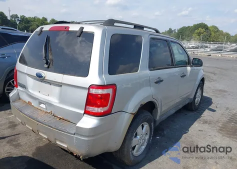 2010 Ford Escape Xlt from USA, damaged, VIN 1FMCU0D79AKA03909